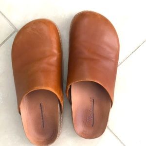 Madewell layne clogs.